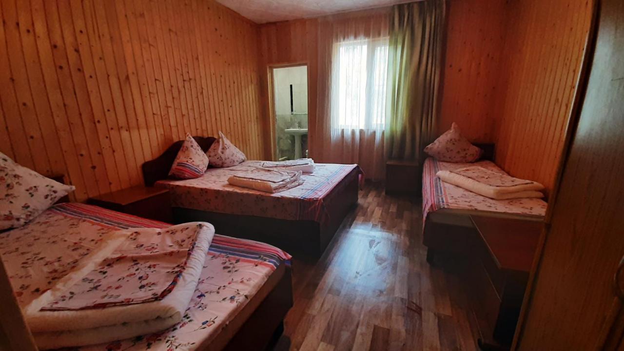 Zolotaya Buhta 10 Ξενοδοχείο Πιτσούντα Εξωτερικό φωτογραφία